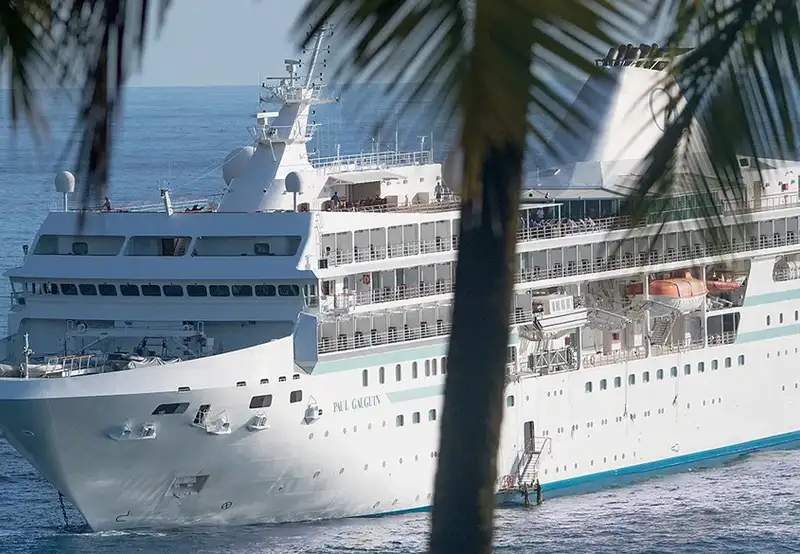 MS PAUL GAUGUIN sailing
