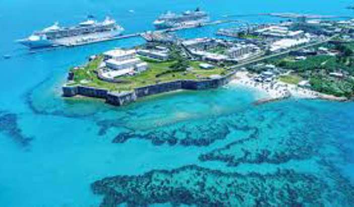 Royal Navy Dockyard - Overnight onboard