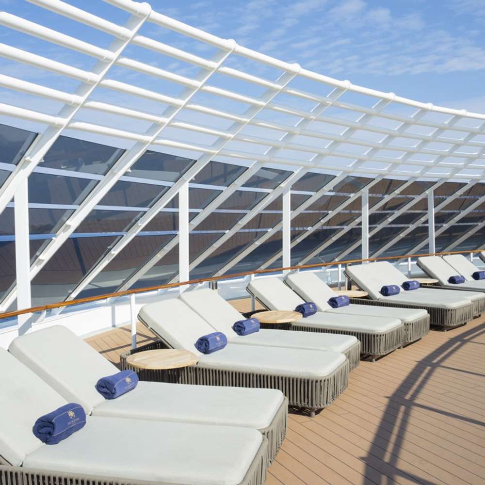 Yacht Club Sundeck