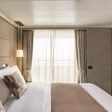 Photo of Junior Crystal Penthouse Suite