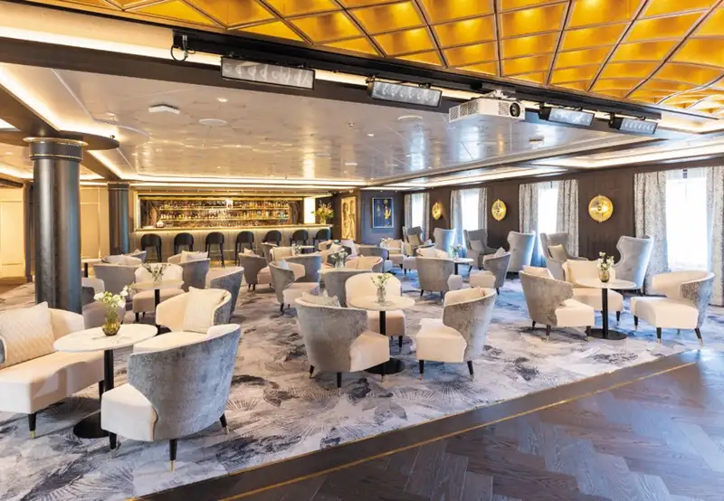 Meridian Lounge