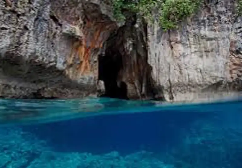 Explore Swallow’s Cave