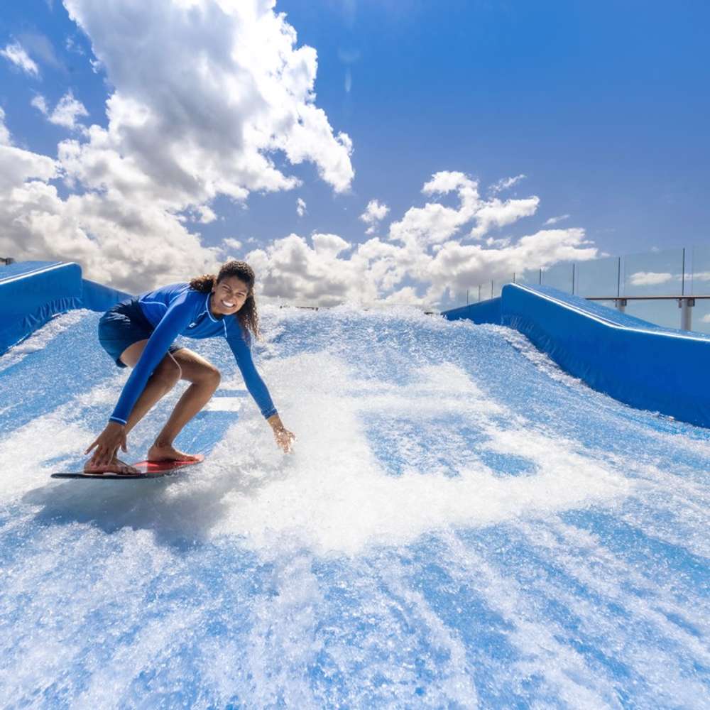 FlowRider surf simulator 