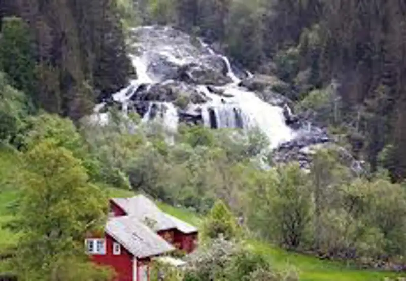 Hatteberg Waterfall