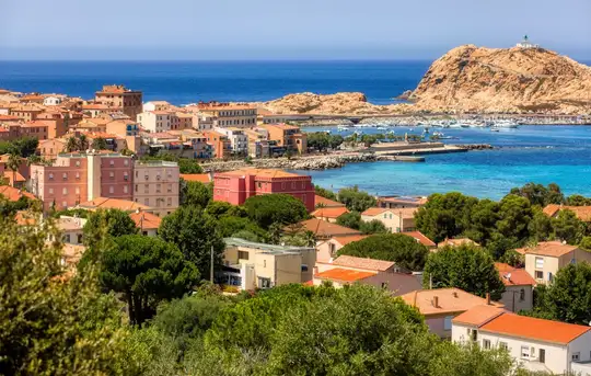 Rousse Island