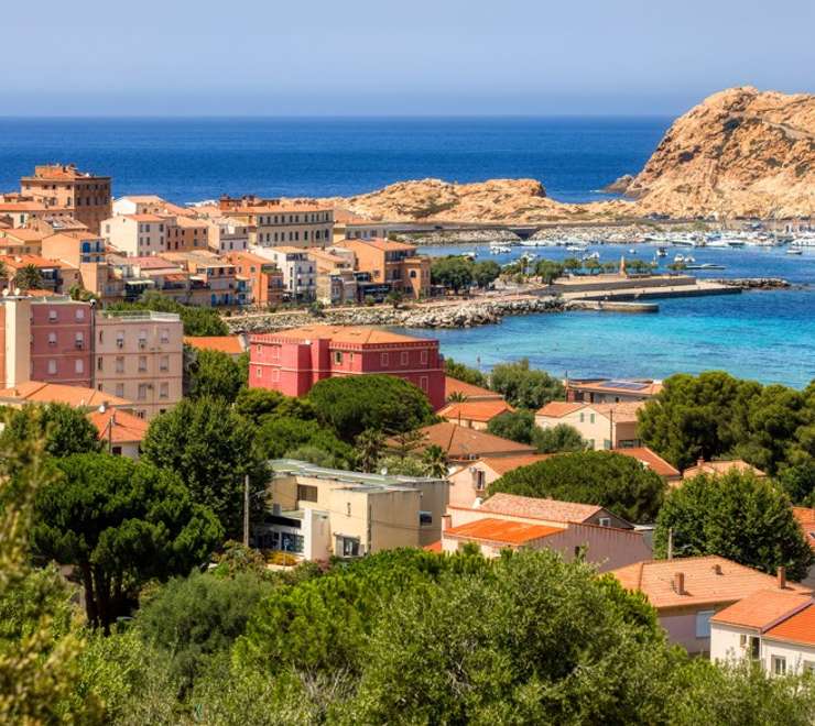 Rousse Island