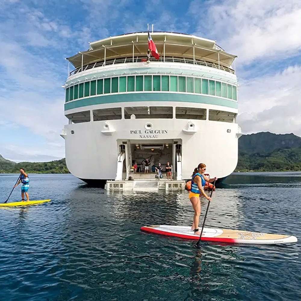 MS PAUL GAUGUIN marina platform