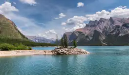 Image related to Lake Minnewanka (Banff National Park)