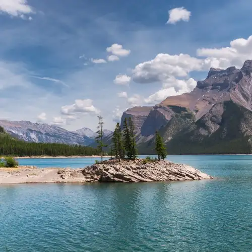 Image related to Lake Minnewanka