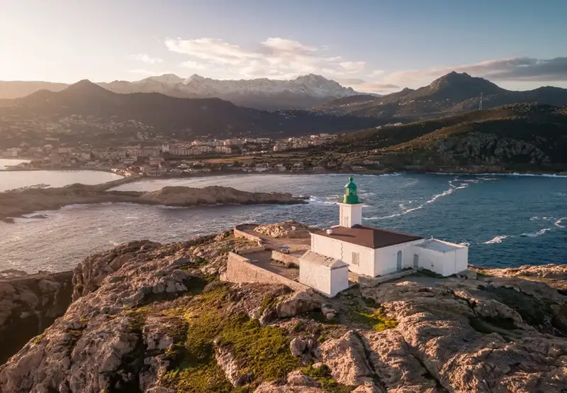 Phare de la Pietra (Pietra Lighthouse)