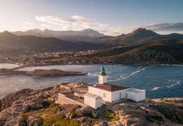 IgluCruise.Application.ViewModels.Shared.WebImageViewModel?.Description