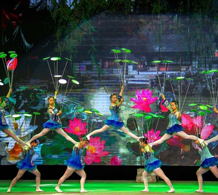 Beijing - Acrobatic Night Show