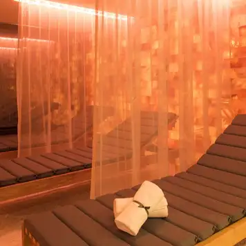 Image related to Scenic Diamond