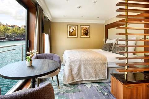 Image related to Suite