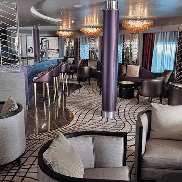 Voyager Lounge
