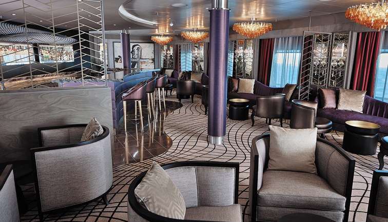 Voyager Lounge