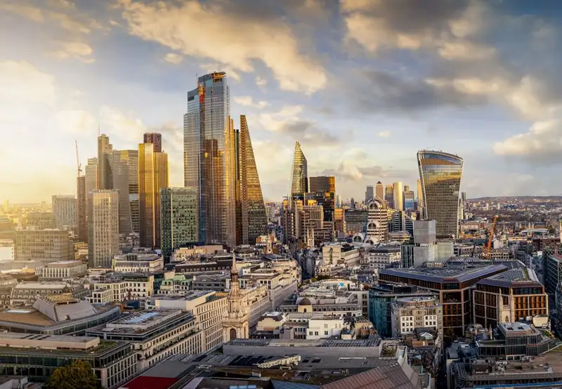 London - Overnight onboard