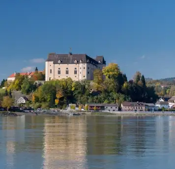 Schloss Greinburg