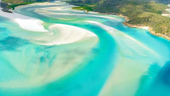 Relax in Paradise at Airlie Beach