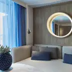 Overview of a Deluxe Suite
