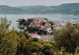 IgluCruise.Application.ViewModels.Shared.WebImageViewModel?.Description