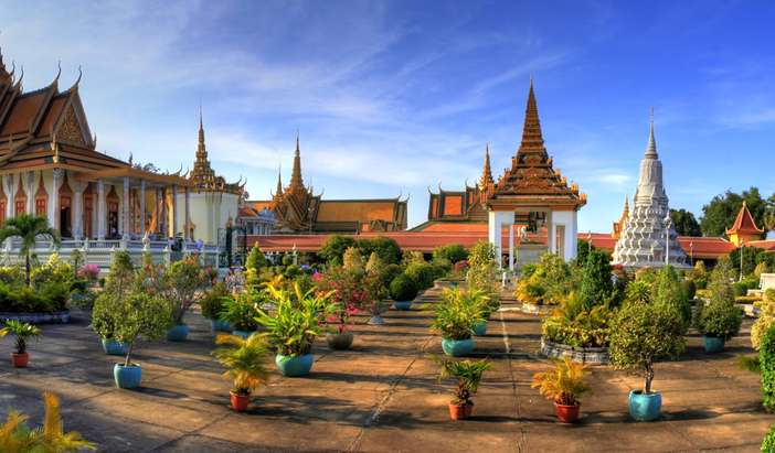 Phnom Penh - Overnight onboard