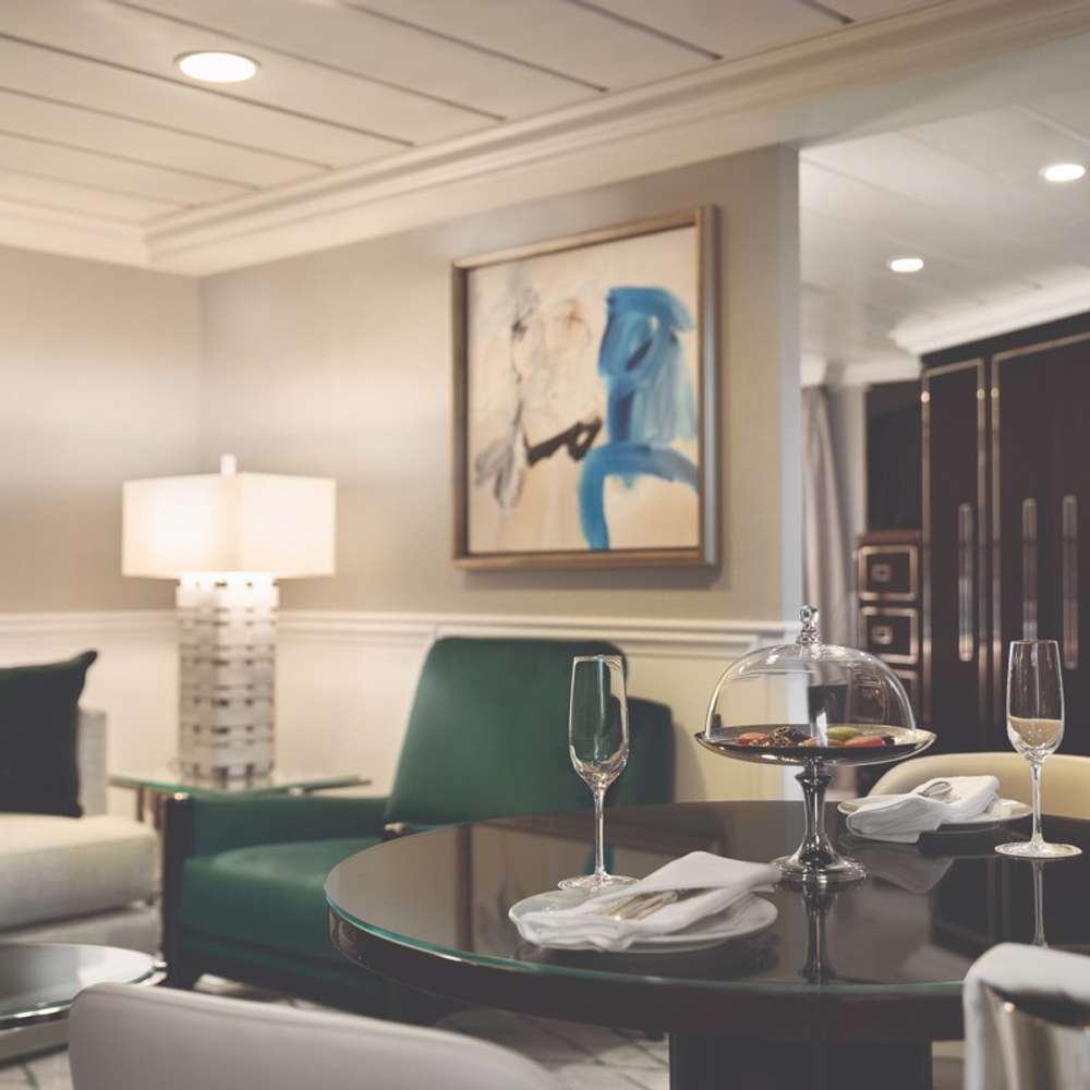 Vista Suite Livingroom