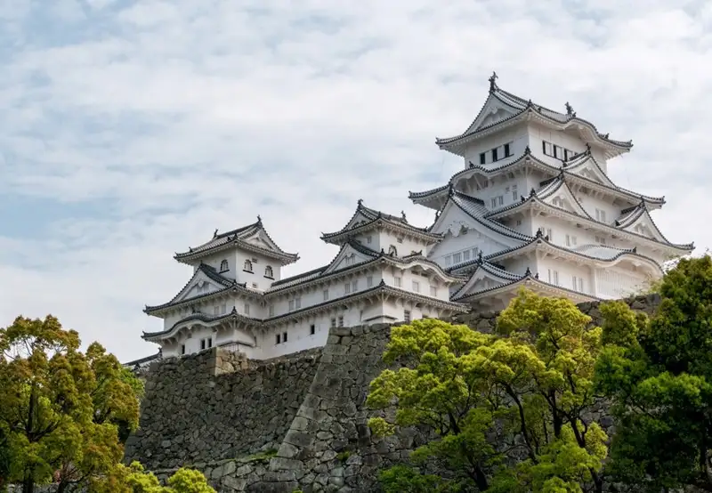 Himeji - Himeji Castle & Kokoen Garden Tour