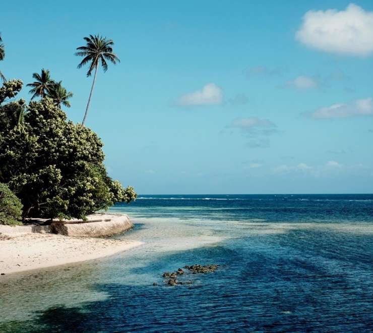 Hanamoenoa Bay