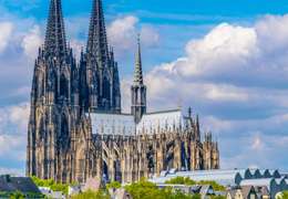 IgluCruise.Application.ViewModels.Shared.WebImageViewModel?.Description