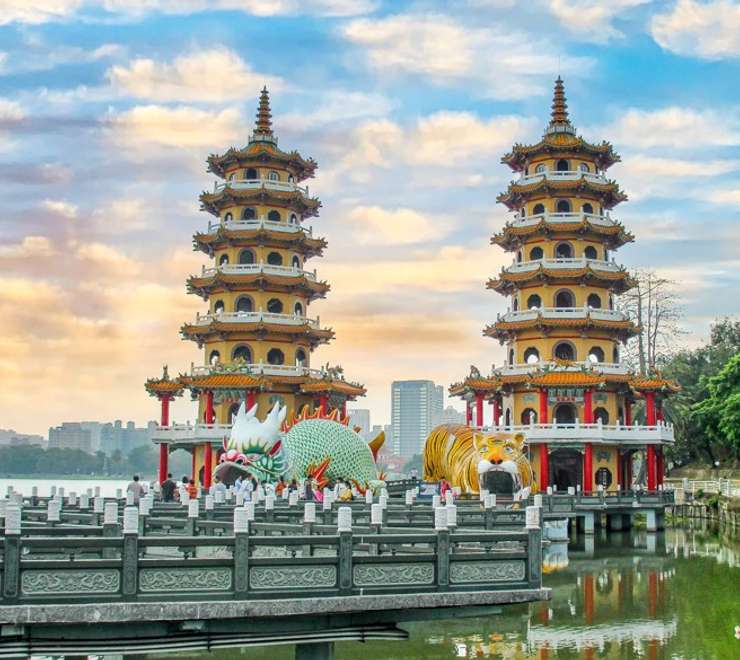 Dragon and Tiger Pagodas