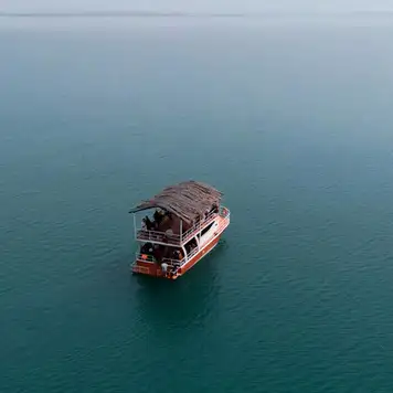 Image related to Floating Bar (Willy T's)