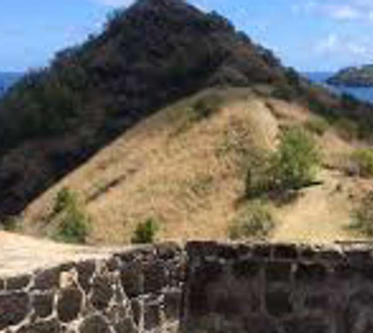 Hike to Fort Rodney
