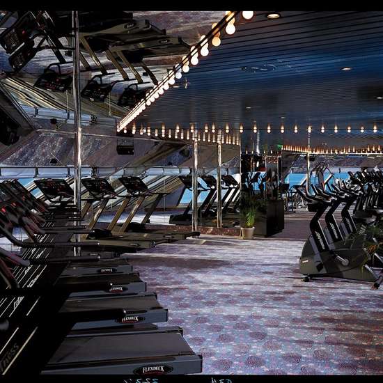 Fitness Center on Carnival Valor - Picture of Carnival Valor