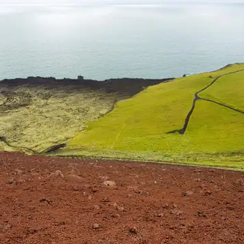 Image related to Eldfell Mountain 