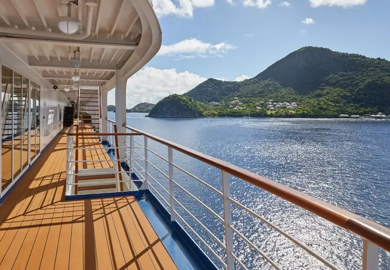 Silver Whisper