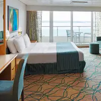 Image related to Camarote amplio con balcón y vistas al mar