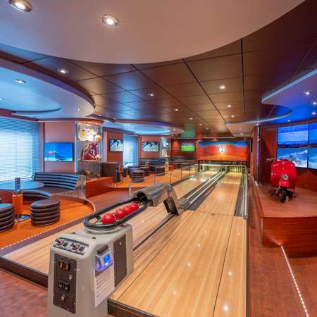 Image related to Entertainment (<small>16</small>)