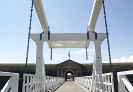 IgluCruise.Application.ViewModels.Shared.WebImageViewModel?.Description