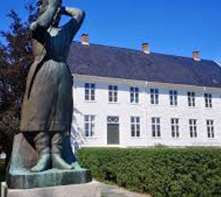 Mandal Museum
