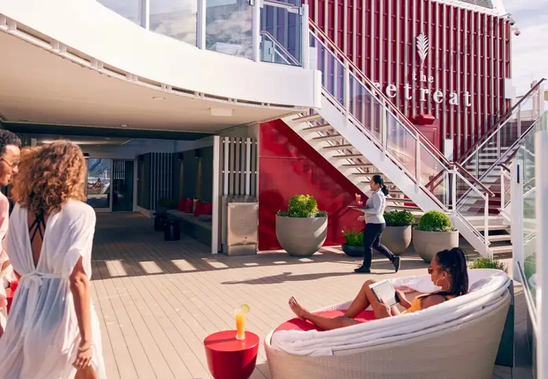 Retreat Sundeck