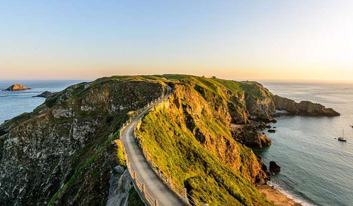 Sark, Guernsey - Scenic Cruising