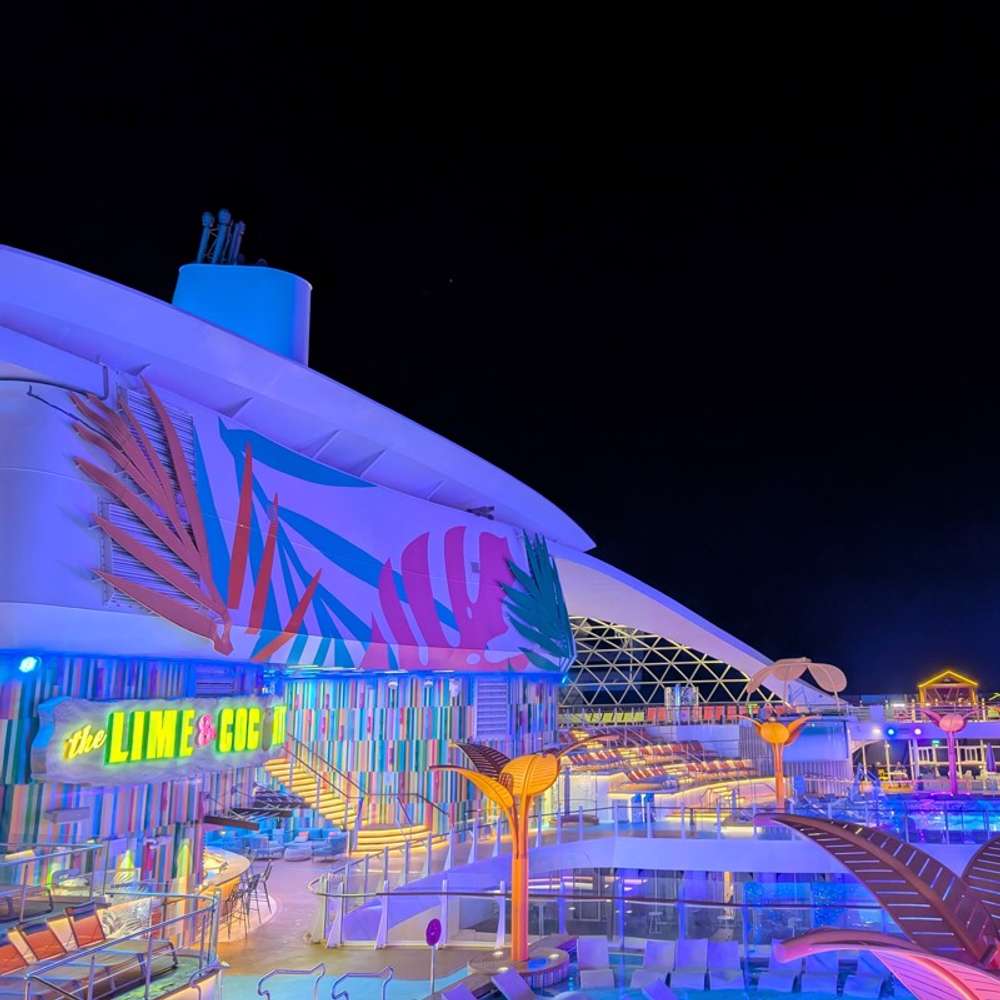 Utopia at night