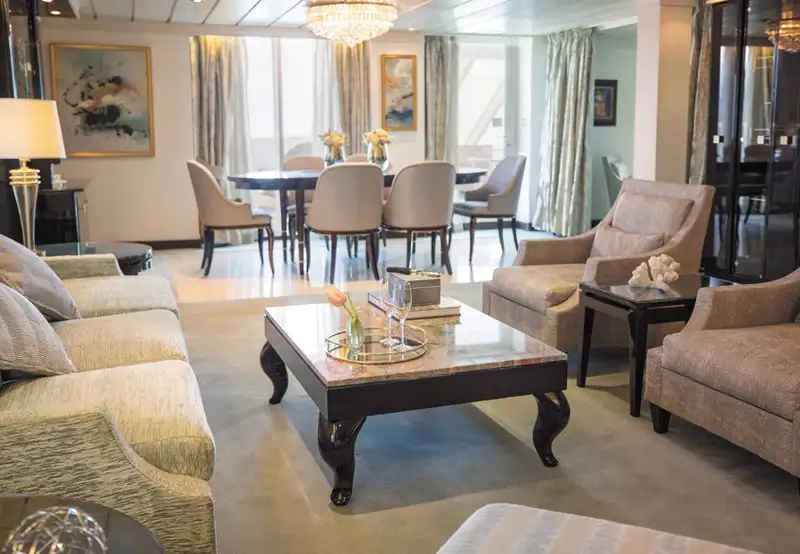 Suite