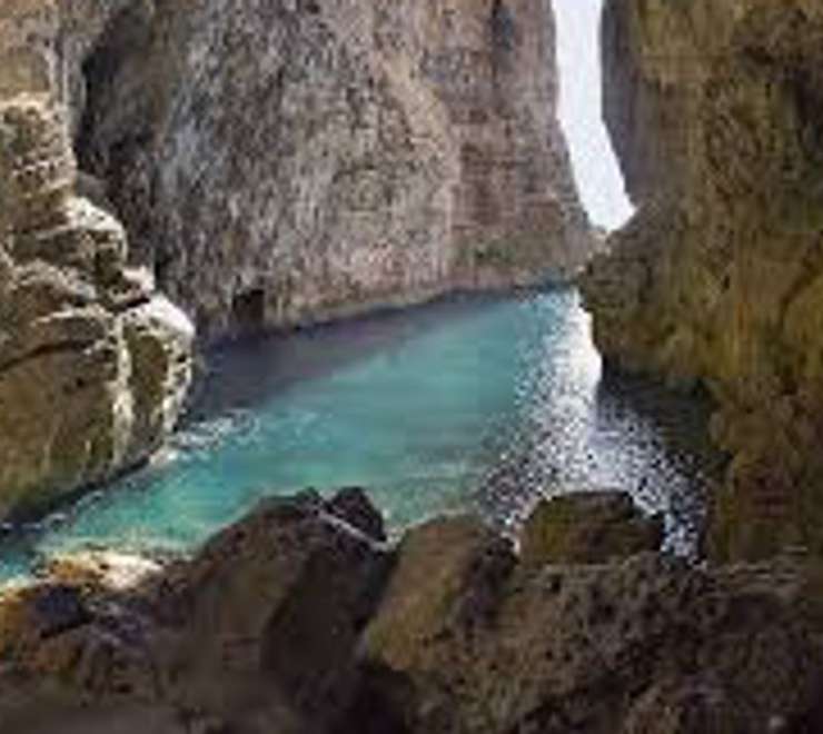 Visit the Montagna Spaccata