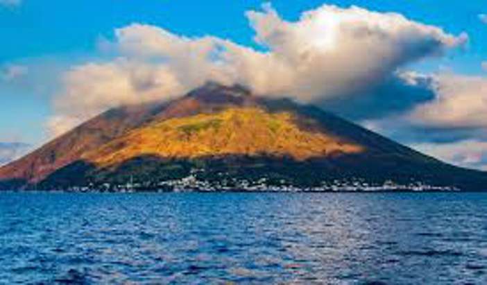 Stromboli Volcano, sailing past