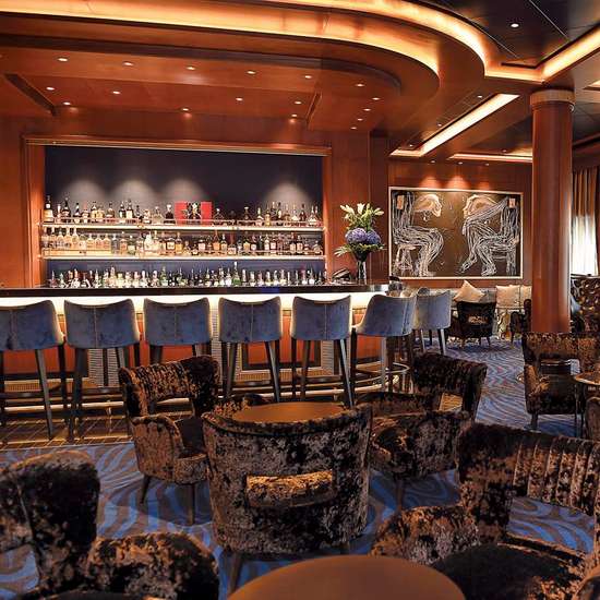 Explorer Lounge
