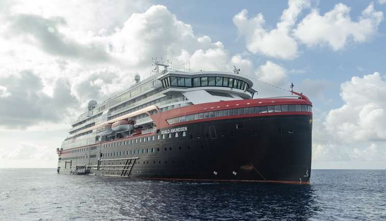 Exterior of MS Roald Amundsen