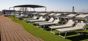 Sun deck