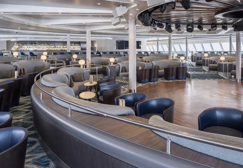 Spinnaker Lounge